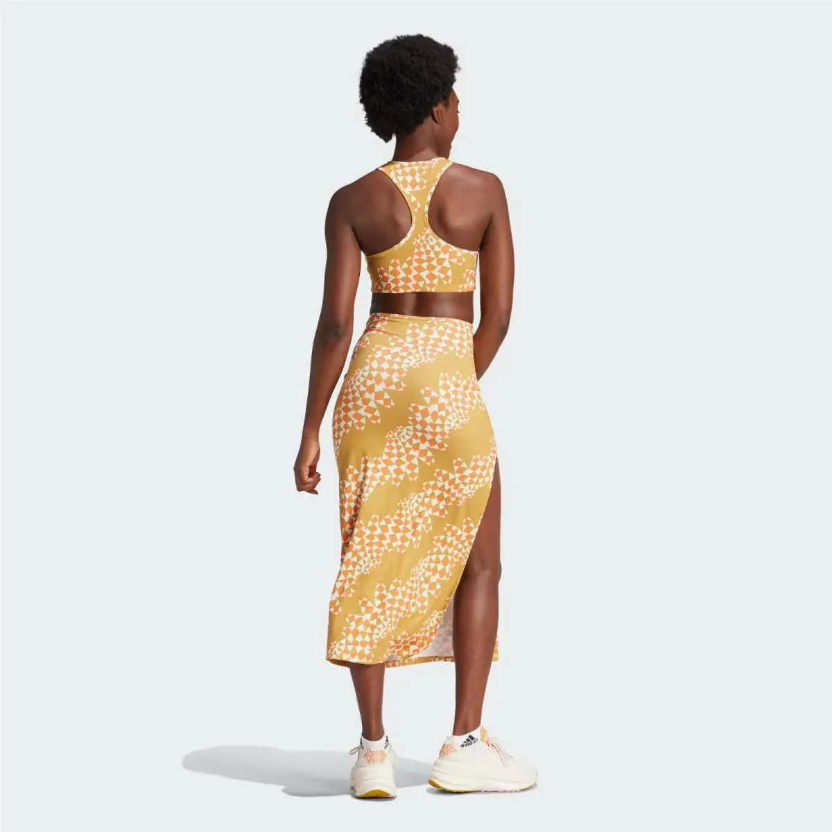 Adidas clothing - Gold 2