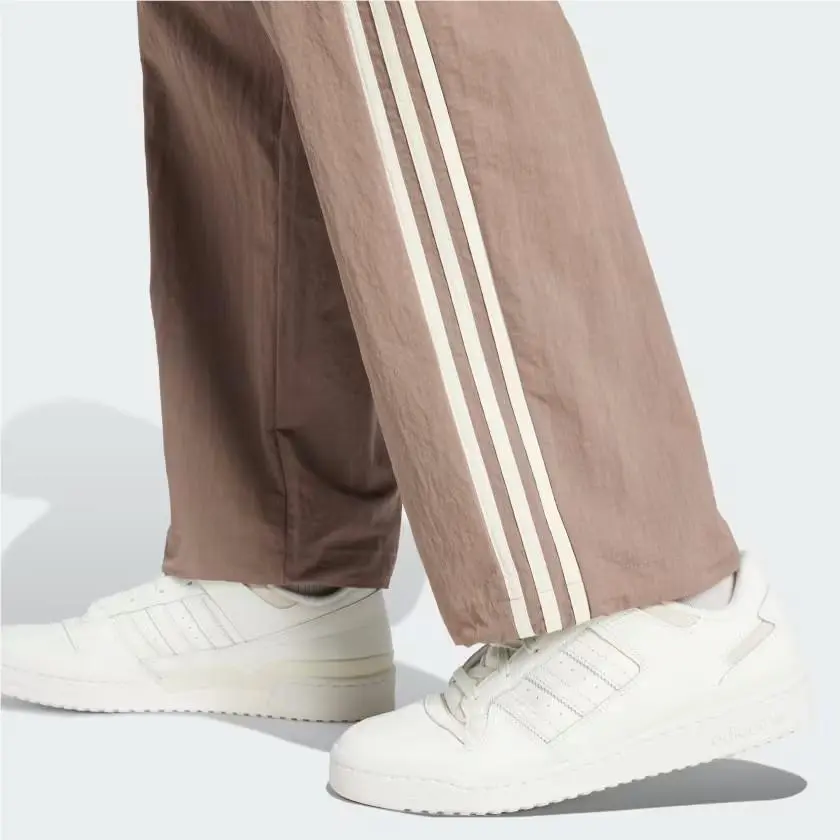 Adidas clothing - EKI07 - EKI07 - Brown (UPC: 196475069670) 4