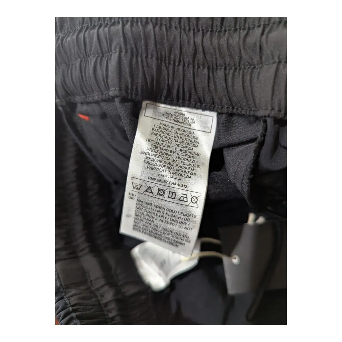 Adidas clothing - Black 5