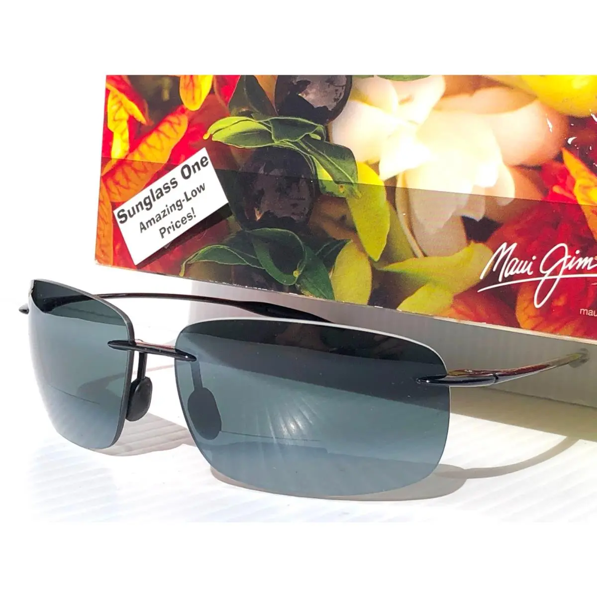 Maui Jim Breakwall Gloss Black Polarized Grey 2.5+ Reader Sunglass 422-0225