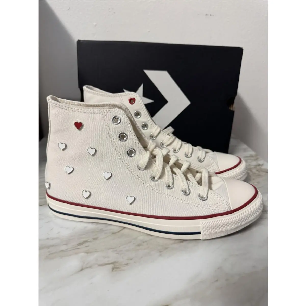 Converse shoes - Converse Chuck Taylor All Star Hi - A19055C - White 1
