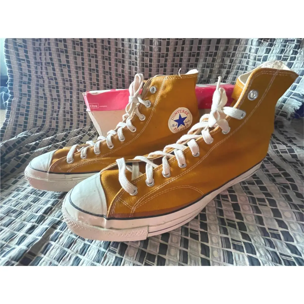 Converse shoes - Yellow 1