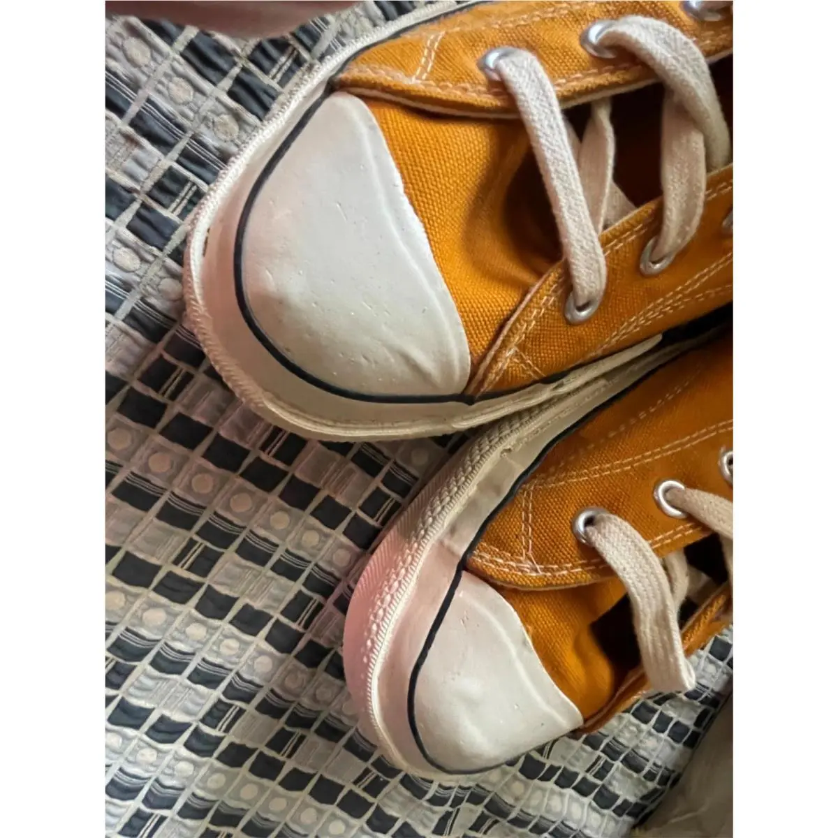 Converse shoes - Yellow 5