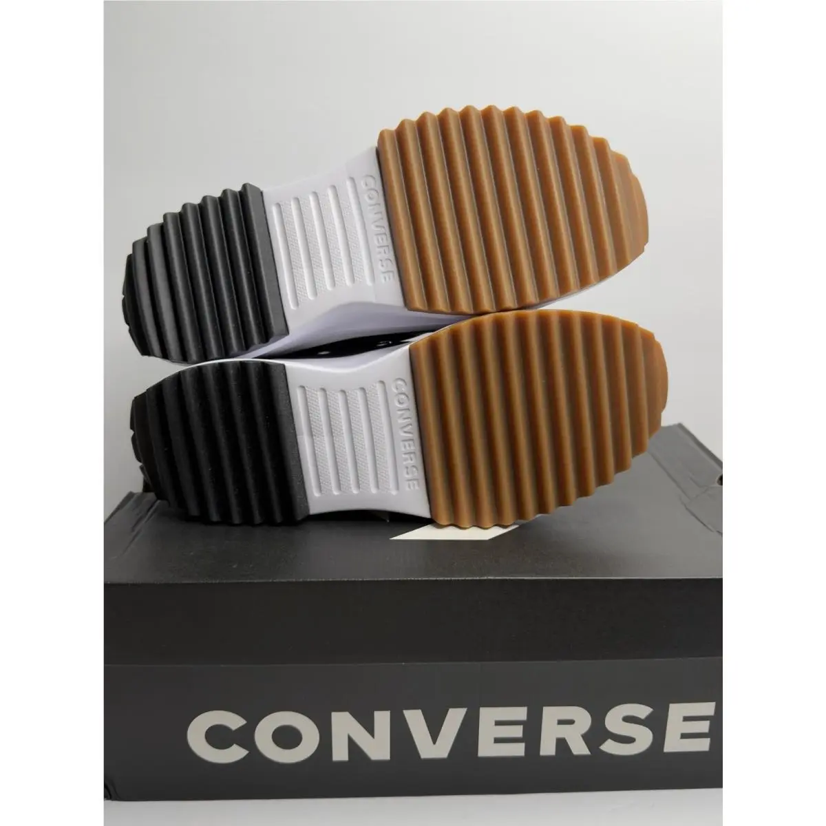 Converse shoes - Black 2