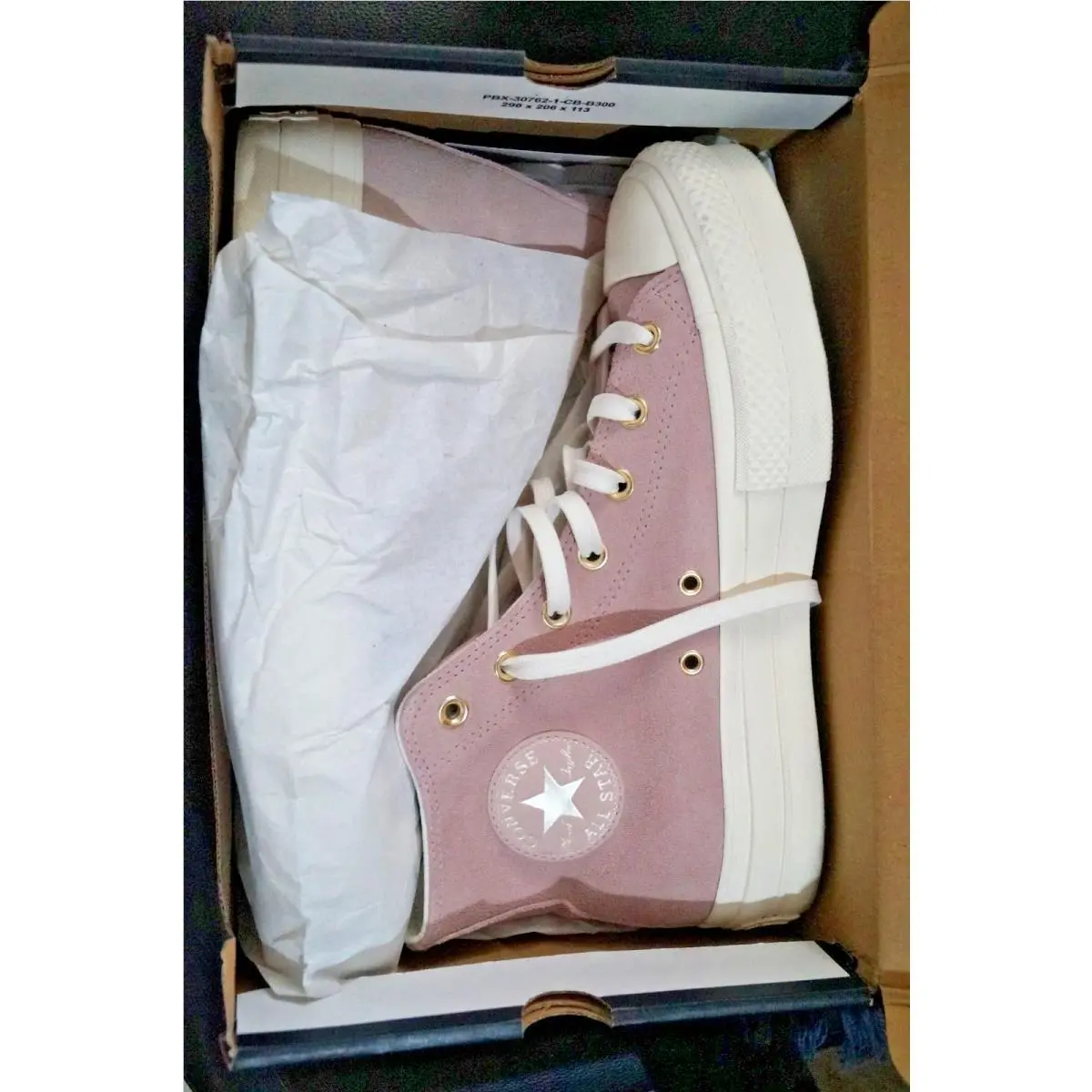 Converse shoes - Pink (UPC: 194433852050) 0