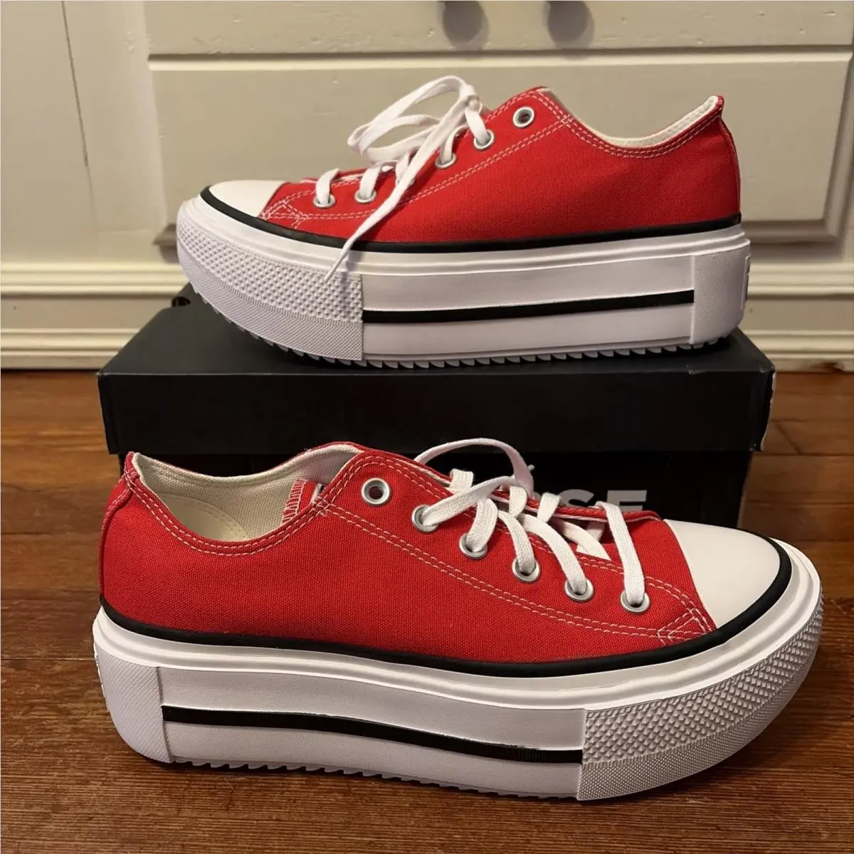 Converse All Star Lift Double Stack Platform Women’s Size 10 Red White Black