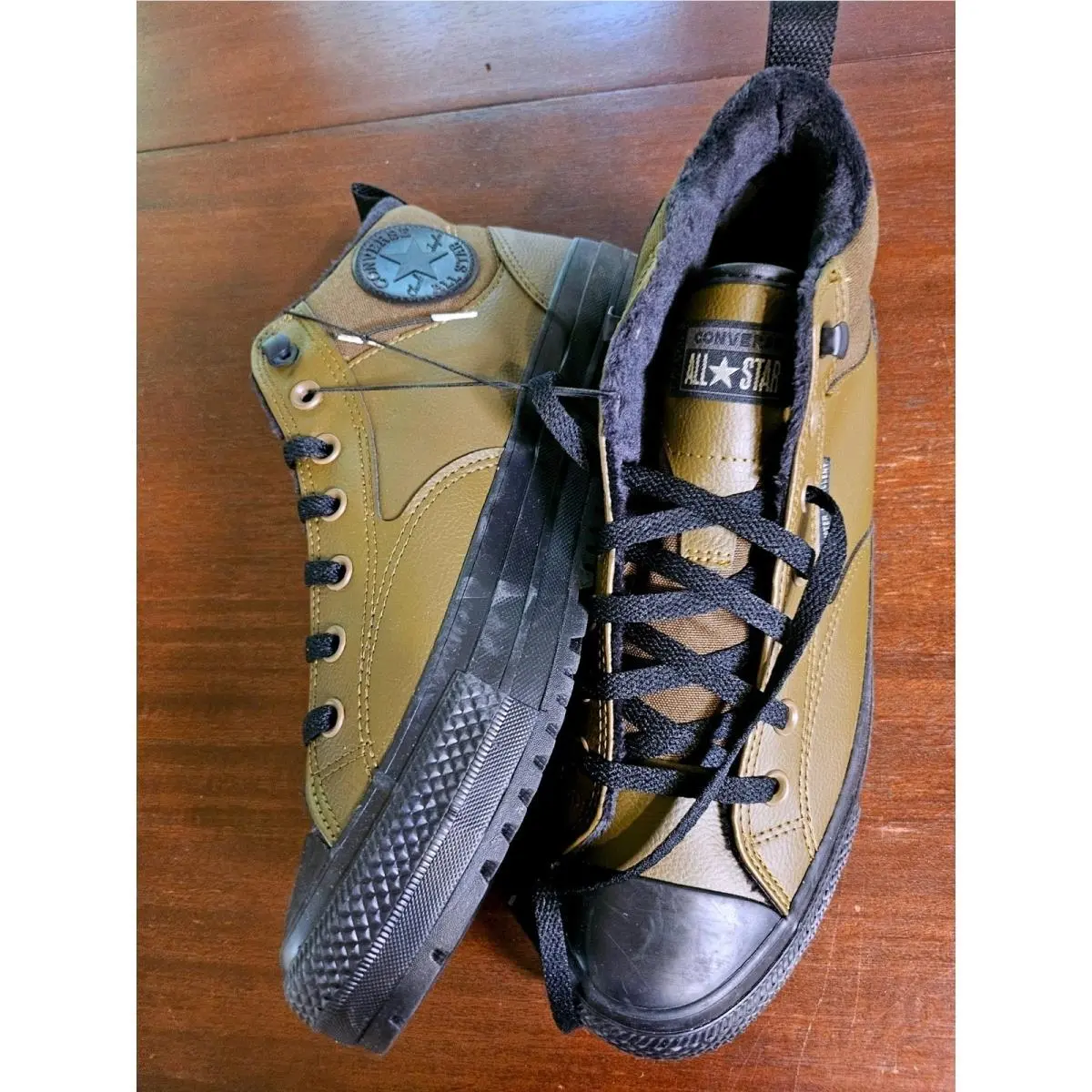 Converse All Star City Trek Sneakers Mens Size 10 Olive Green Water Repellent