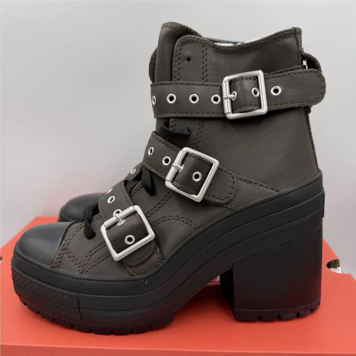Converse shoes - Converse Chuck 70 - Chuck - Brown 0