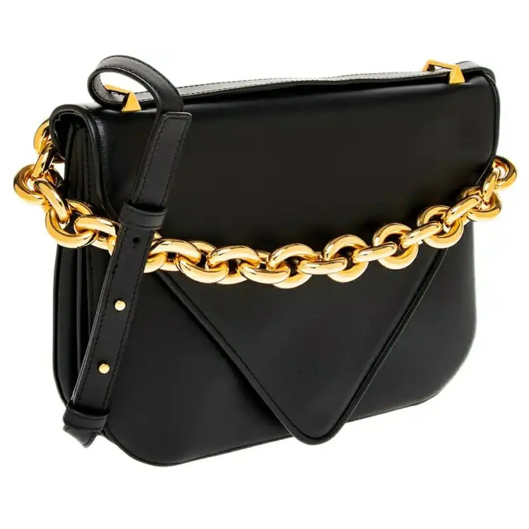 Bottega Veneta Smooth Leather Mount Envelope Chain Small Shoulder Bag