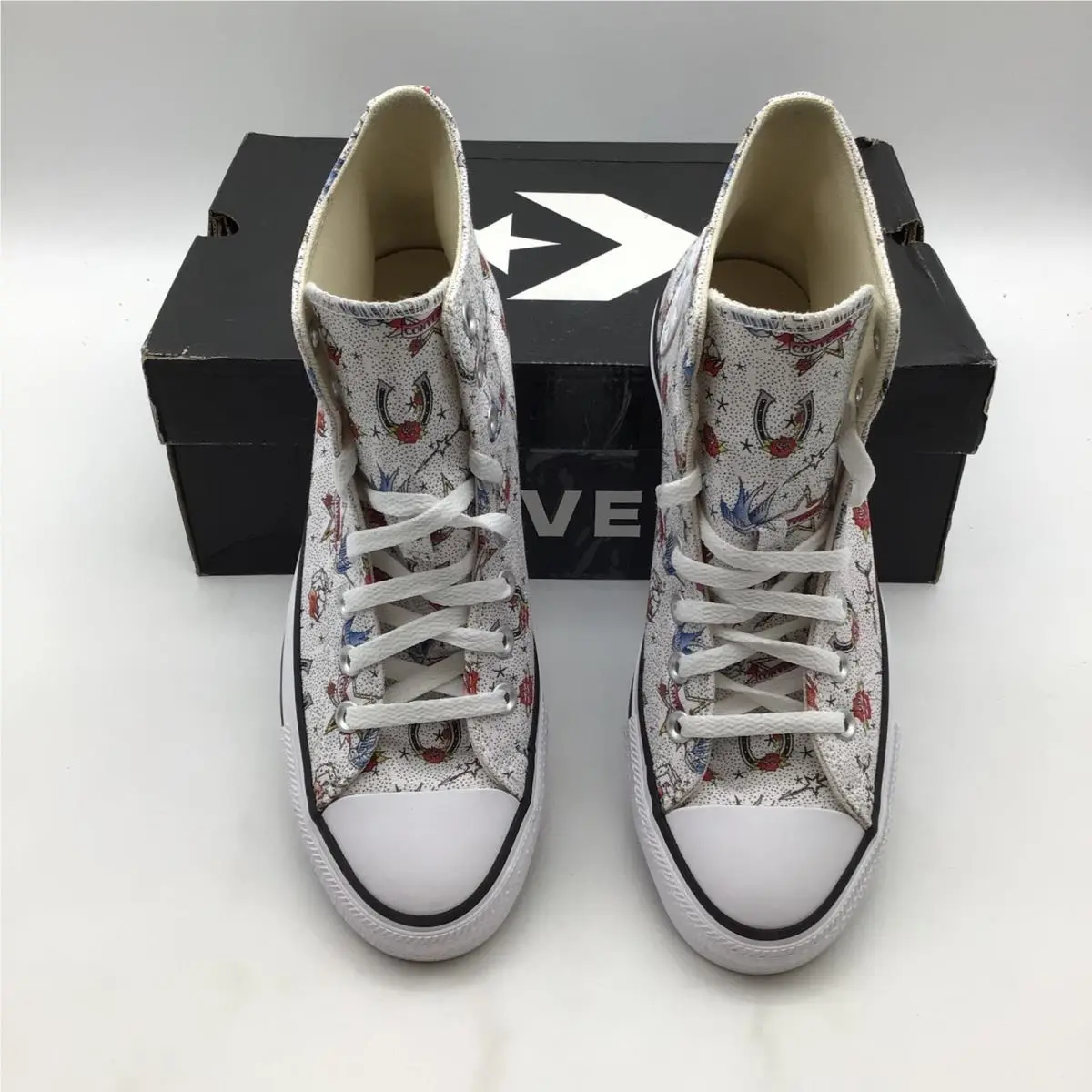 Converse shoes - Chuck Taylor All Star Hi - Multicolor 1