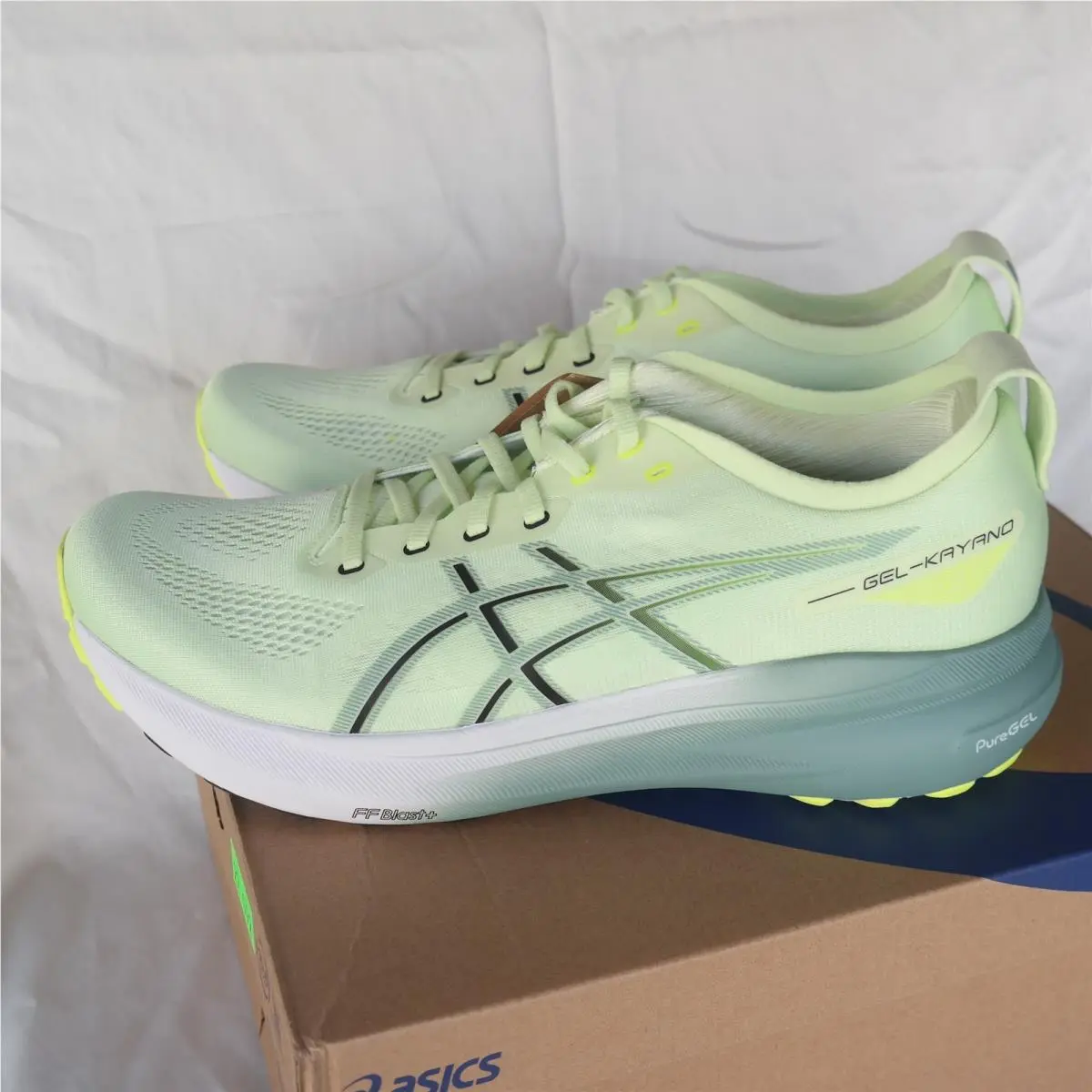 Asics shoes - Gel-Kayano 31 - Green 3