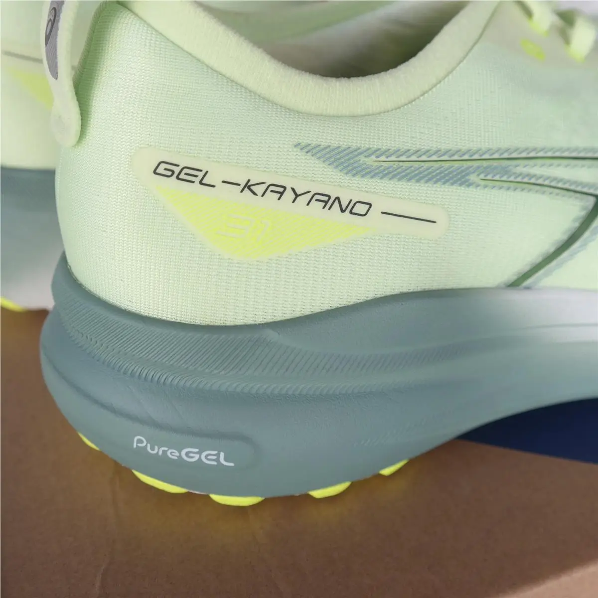 Asics shoes - Gel-Kayano 31 - Green 1