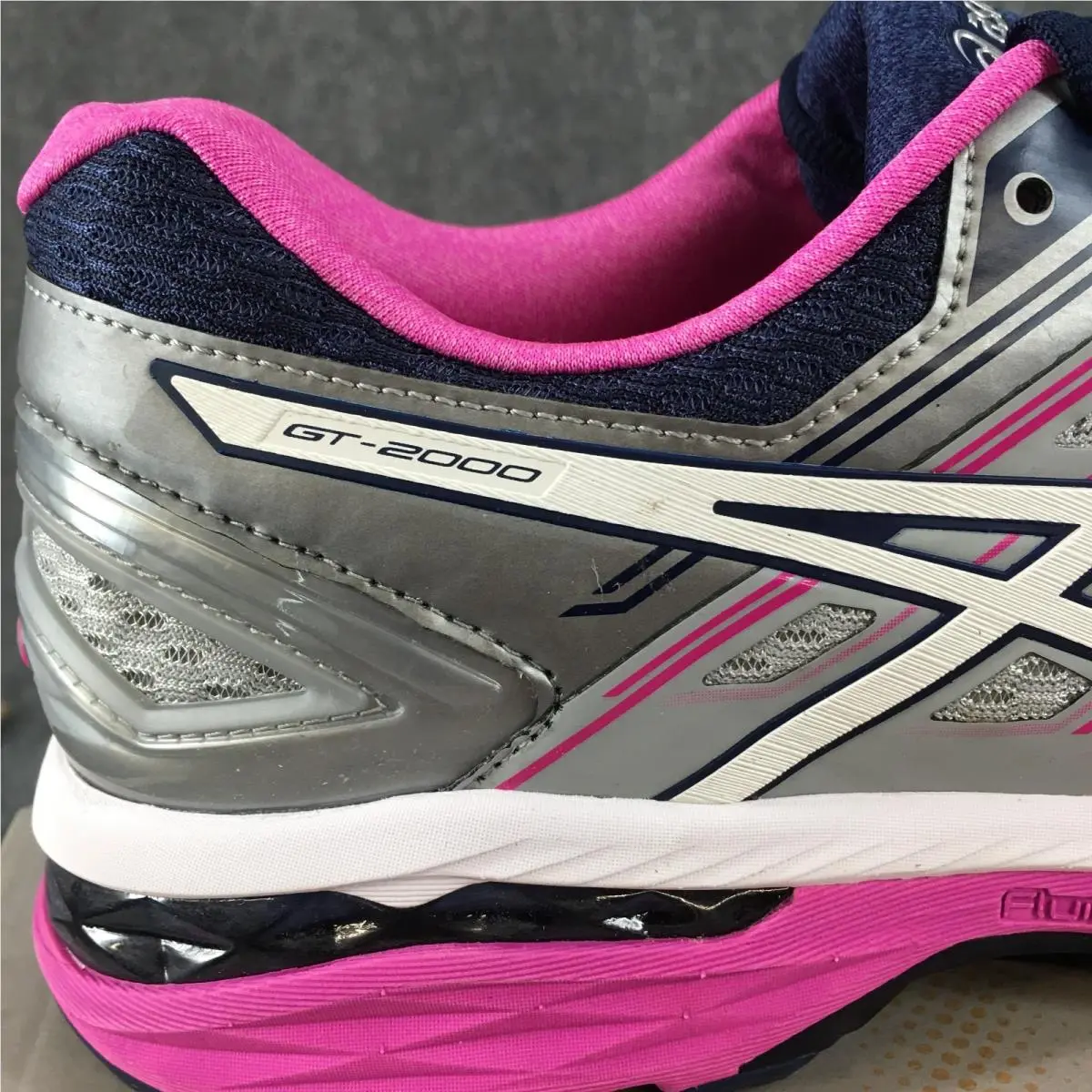 Asics shoes - ASICS GT-2000 5 - Silver 2