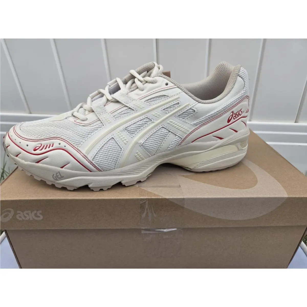 Asics Gel-1090 Unisex Adults Athletic Shoes Sz Men`s 7 US Women`s 8-8.5 US