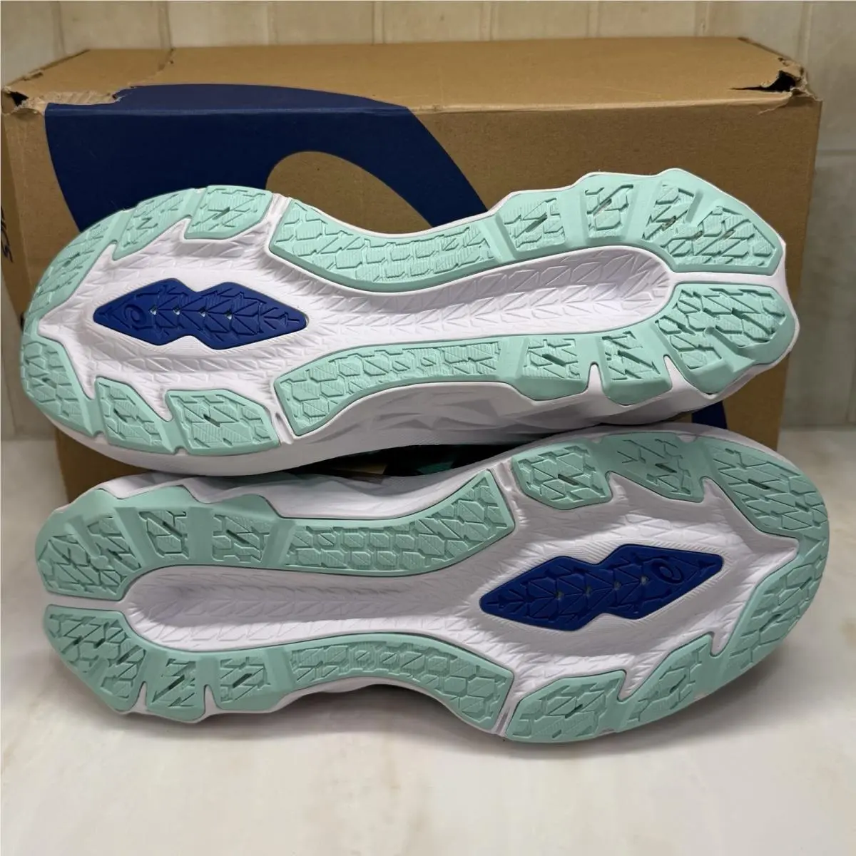 Asics shoes - ASICS Novablast - Novablast - 1012BO49 - Lapis Lazuli Blue/White 5