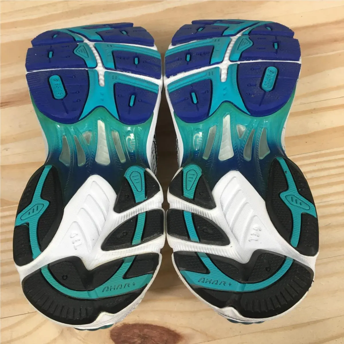 Asics shoes - Multicolor 11