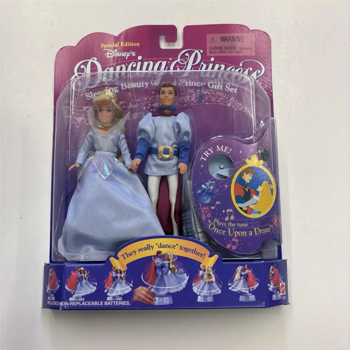 Vintage Mattel Dancing Disney Sleeping Beauty and Prince Doll Gift Set