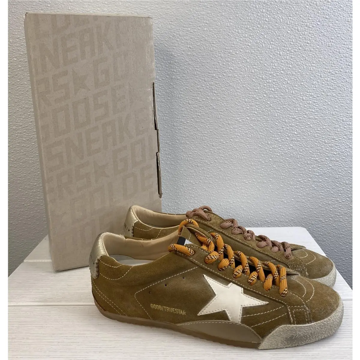 Golden Goose True Star Sneakers Womens US6 EU36 Tobacco Suede Platinum Heel Tab