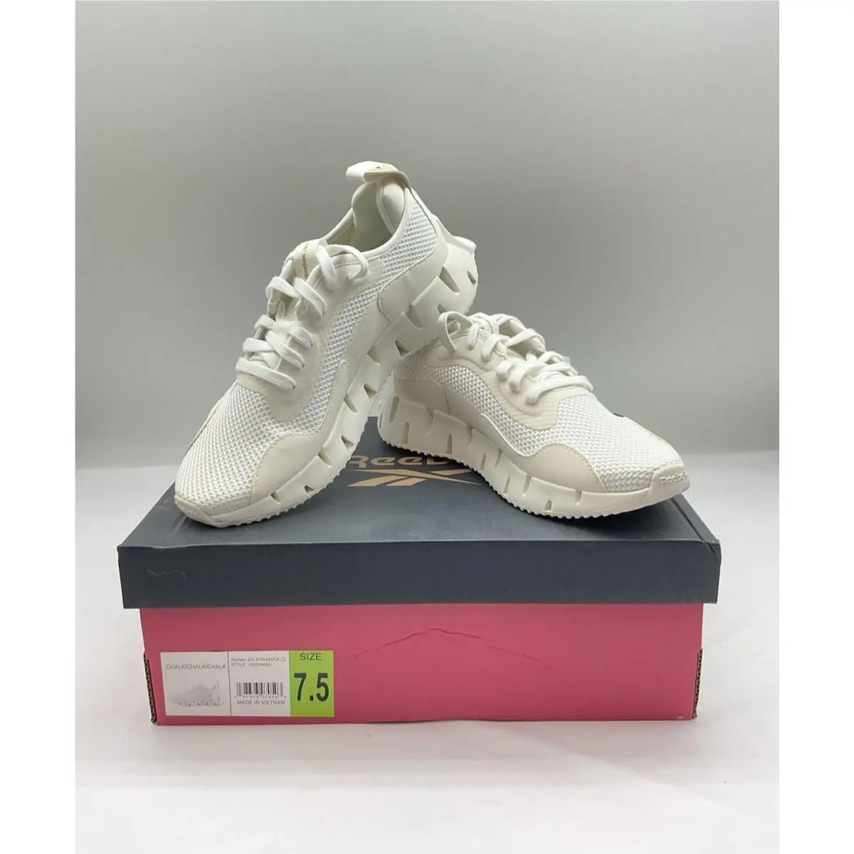 Reebok Zig Dynamica Str Women`s Running Shoes Size 7.5 Chalk White