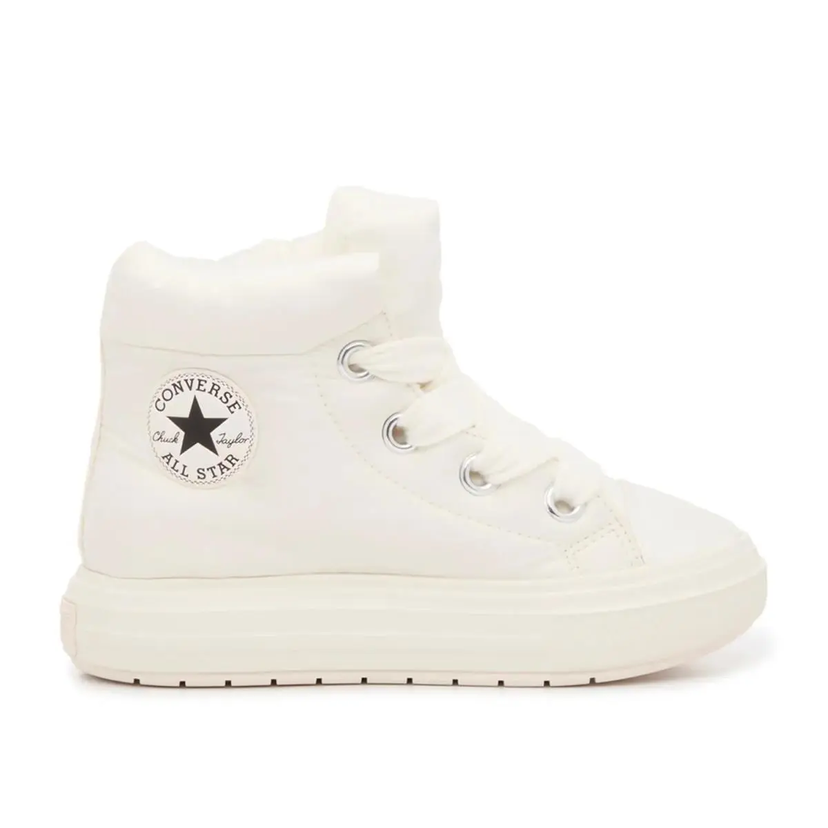 Converse shoes - White 3