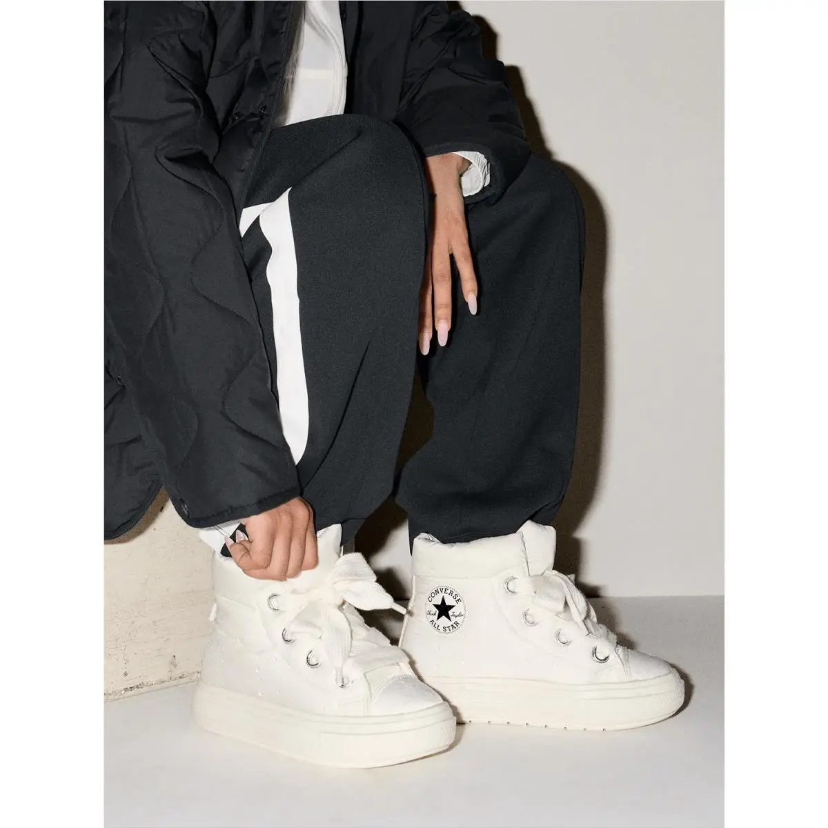 Converse shoes - White 8