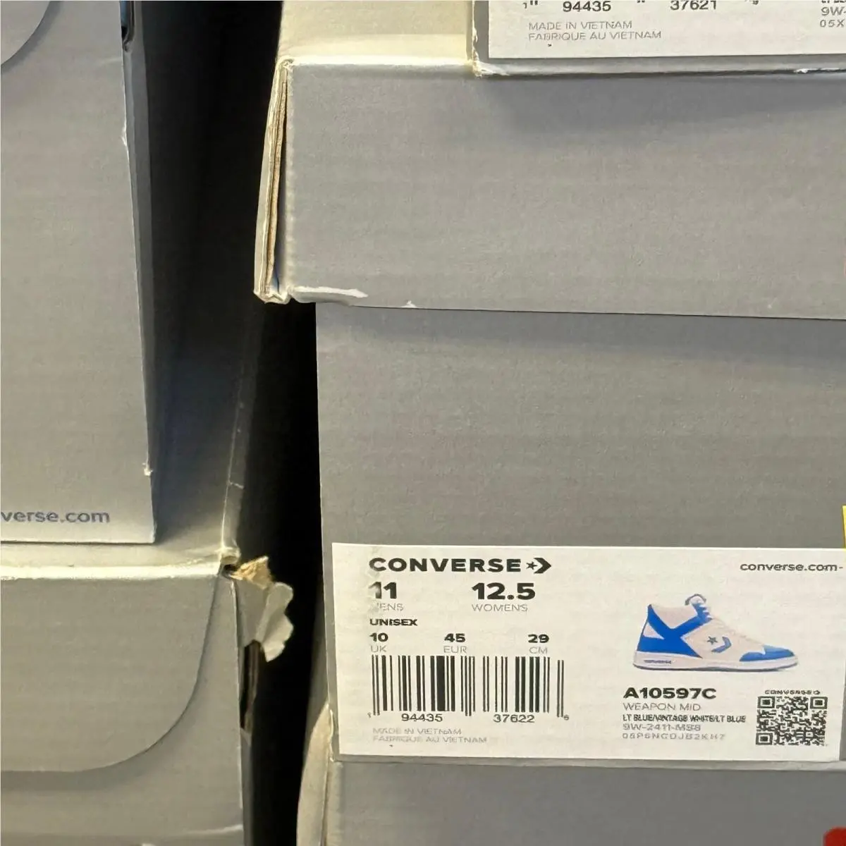 Converse shoes - White 4