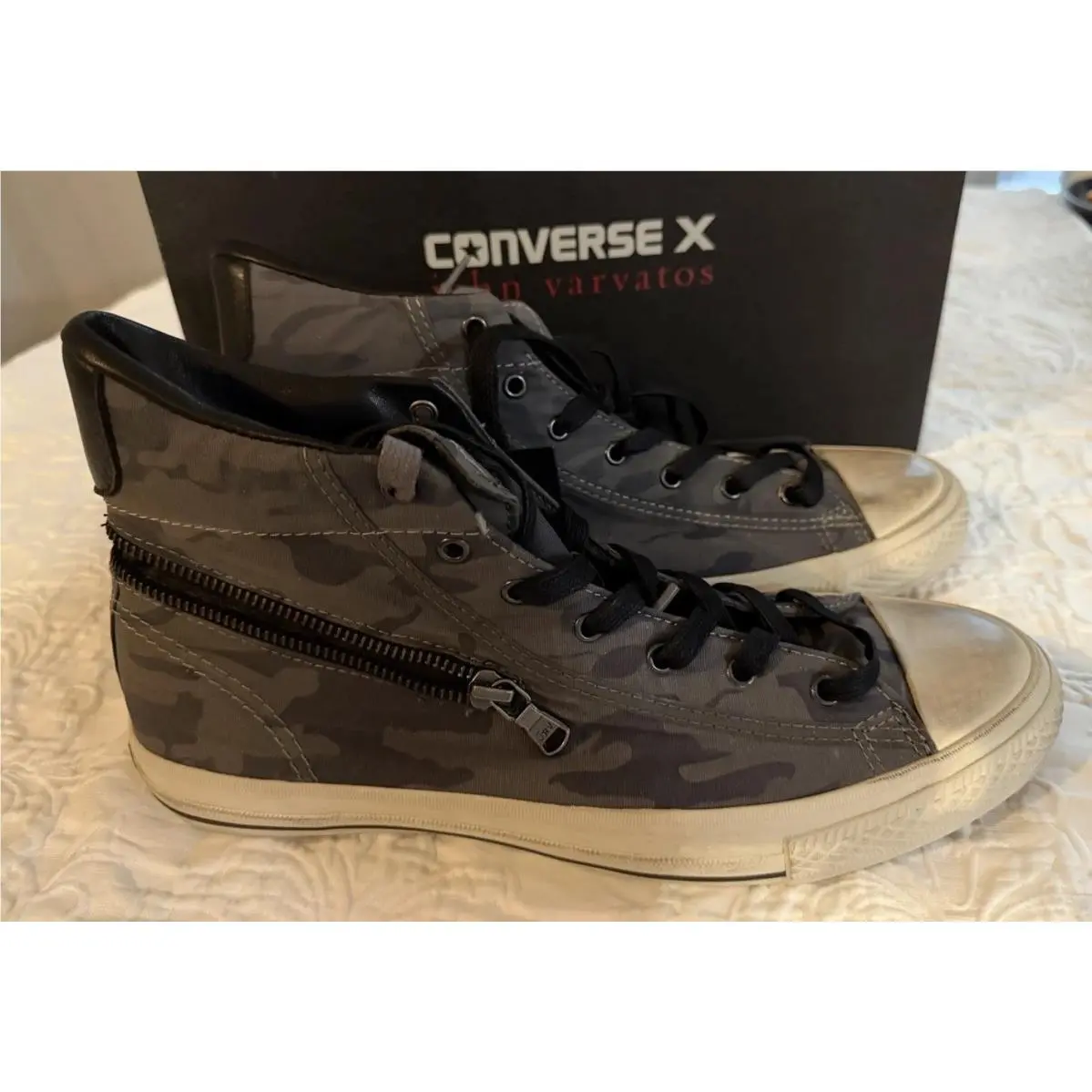 Converse shoes - Converse x John Varvatos Hi - Gray 0