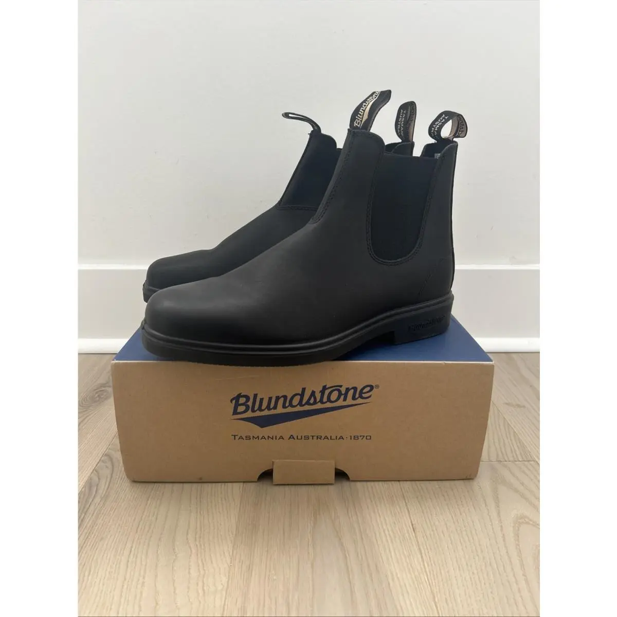 Blundstone 063 Elastic Sided Boots Lined Black Size 11.5 US Mens