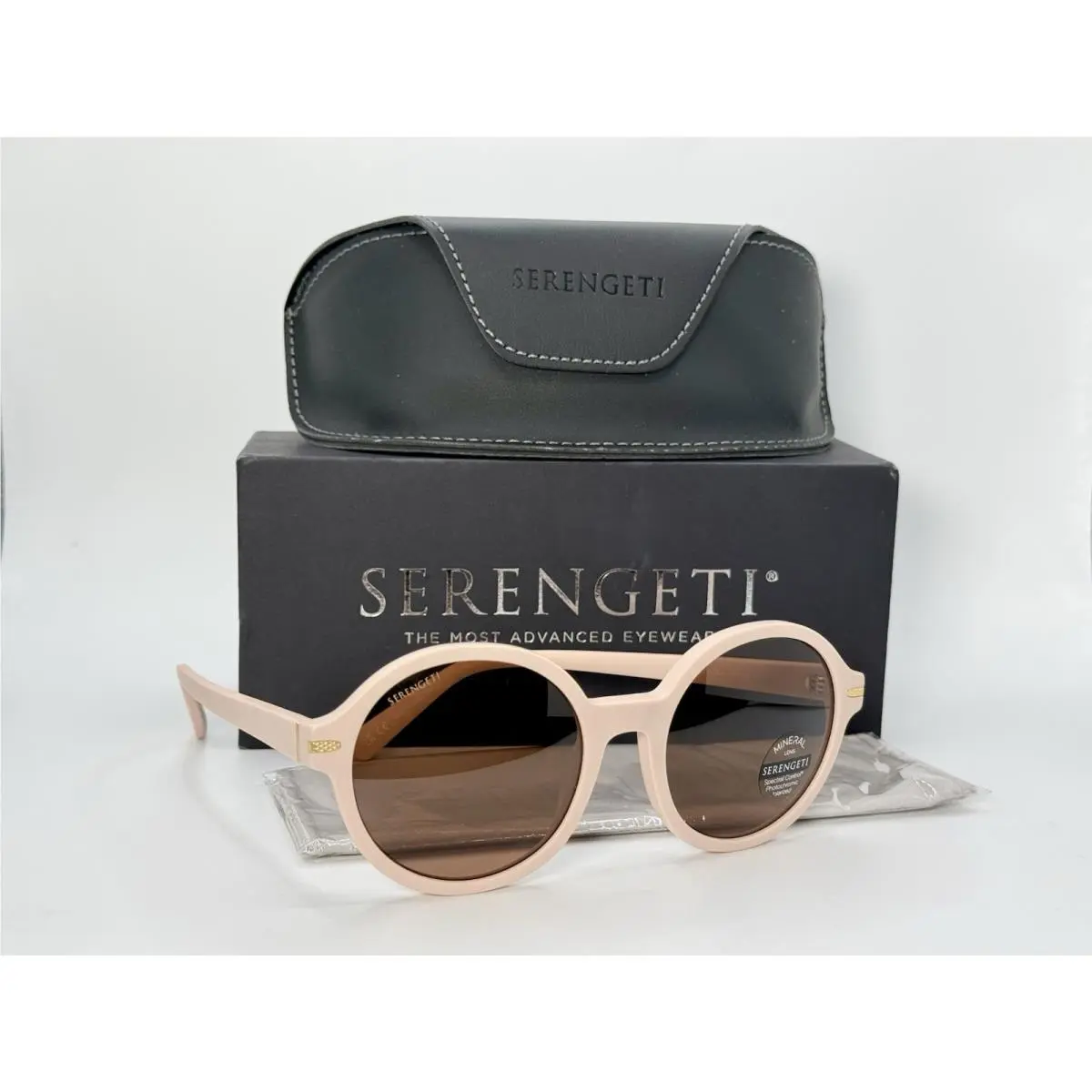 Serengeti Sunglasses Joan SS577005-S Polarized/photochromatic Lens