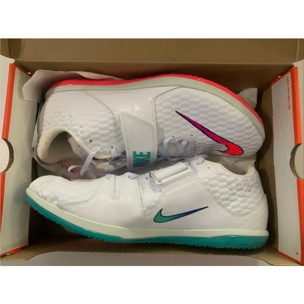 Men’s Size 15 - Nike High Jump Elite High White Ombre. 806561-101