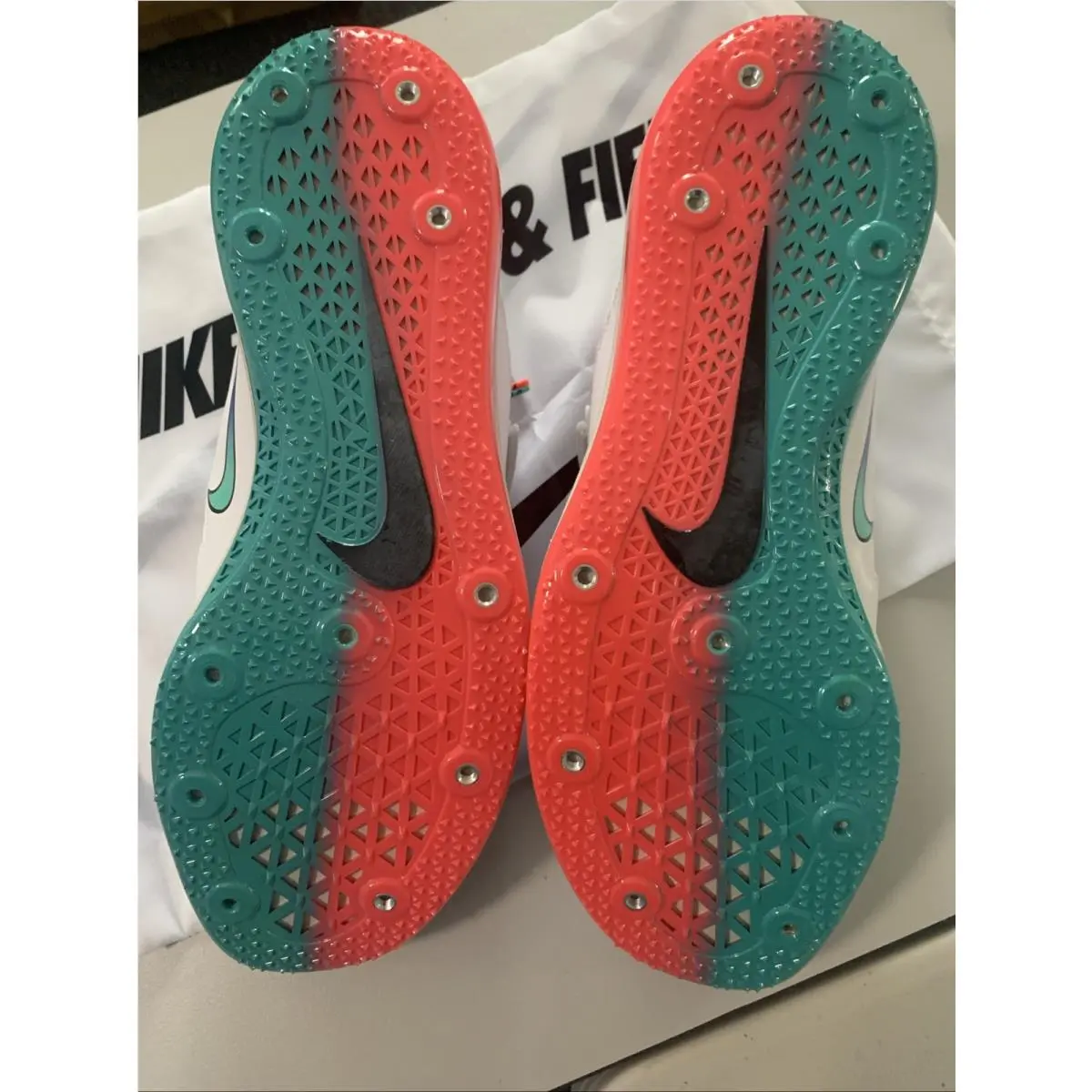Nike shoes - Nike High Jump Elite - High Jump Elite - 806561-101 - White 3
