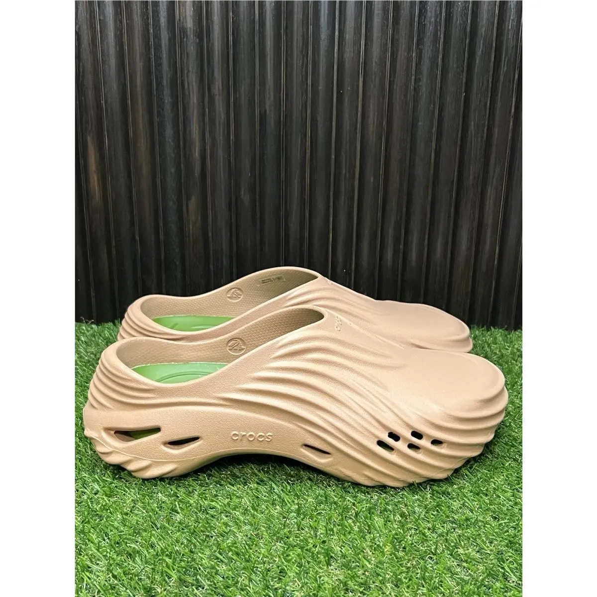 Crocs shoes - Crocs Echo Wave - Echo Wave - Cork 0