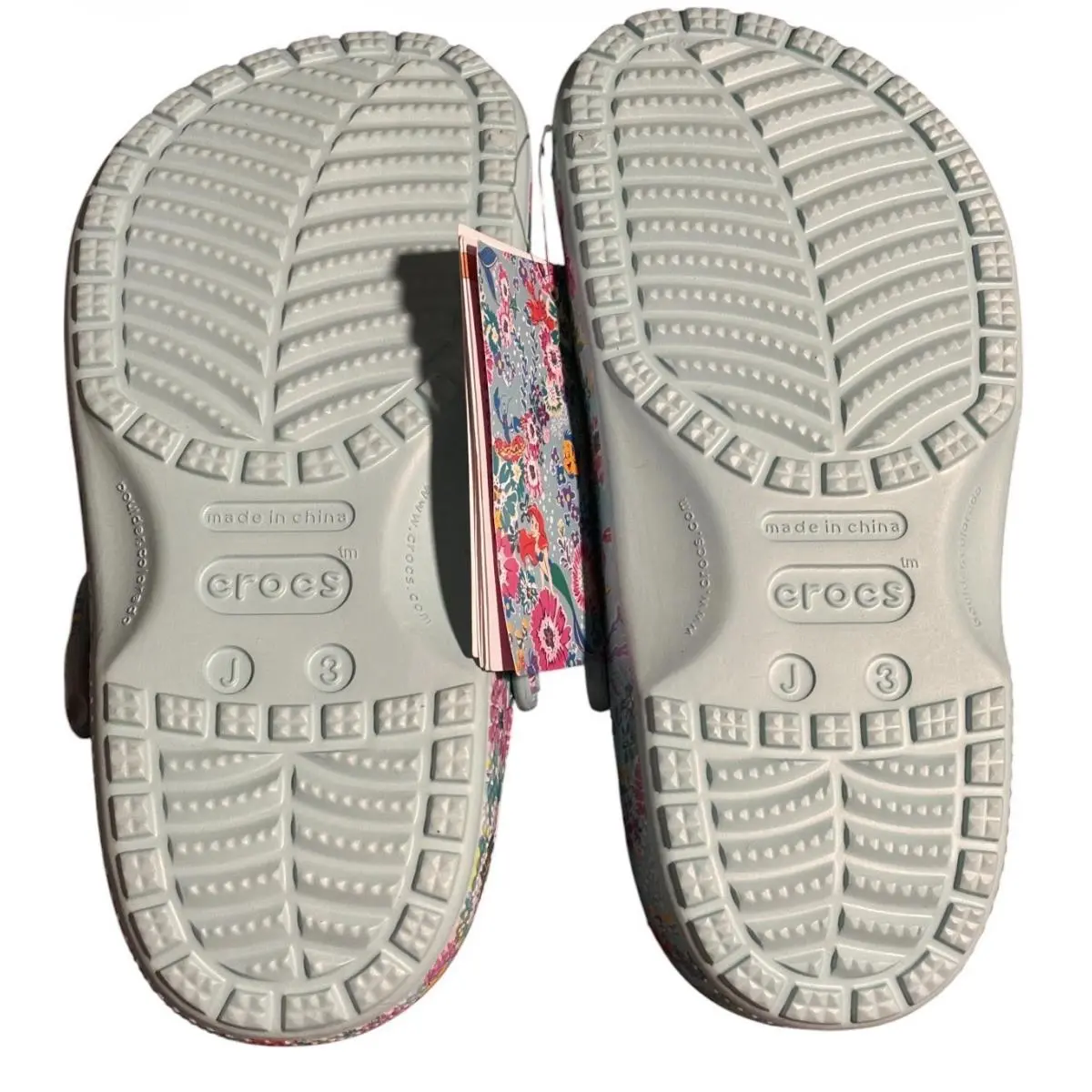 Crocs shoes - Vera Bradley x Little Mermaid - Little Mermaid Print 4