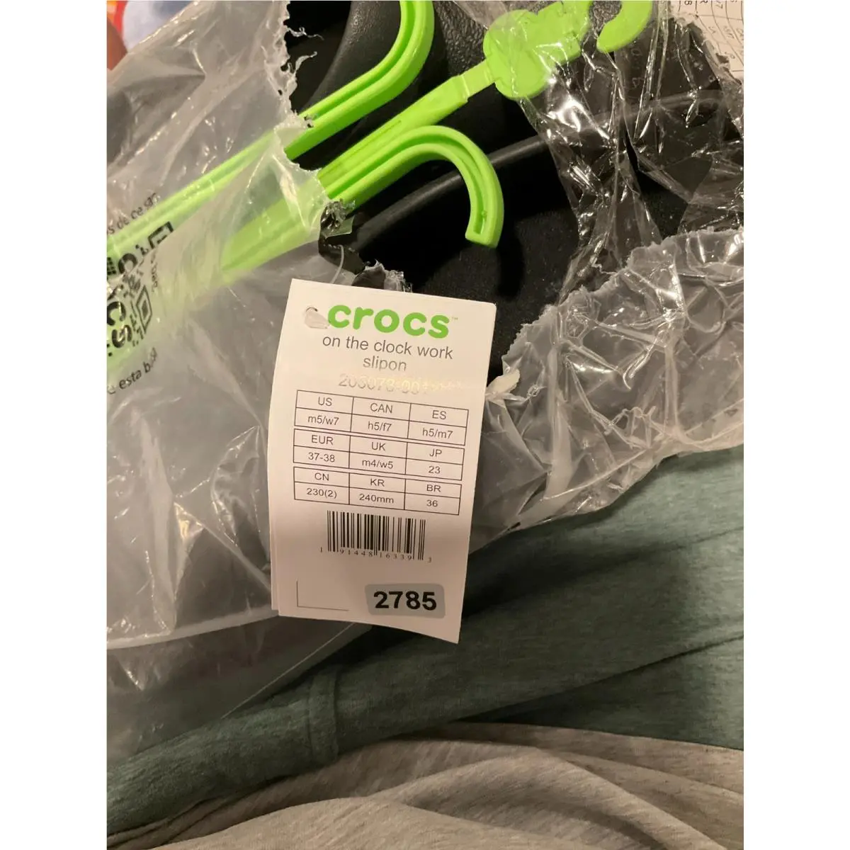 Crocs shoes - On The Clock Work - The Clock Work - 205073-001 - Black (UPC: 191448163393) 4