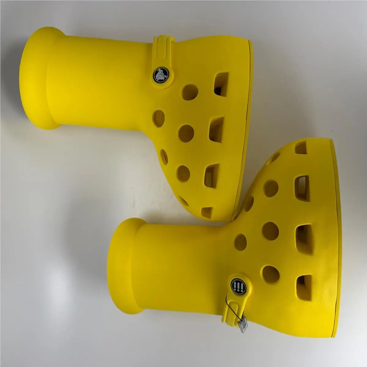 Crocs shoes - Big Red Boot (Yellow) - Big Red Boot Yellow - Yellow 1