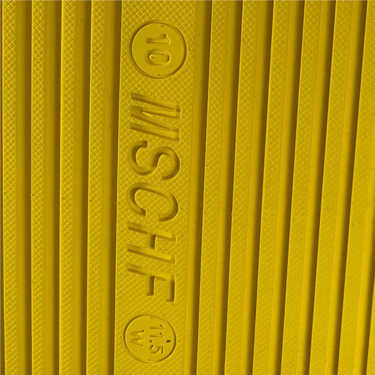Crocs shoes - Big Red Boot (Yellow) - Big Red Boot Yellow - Yellow 5