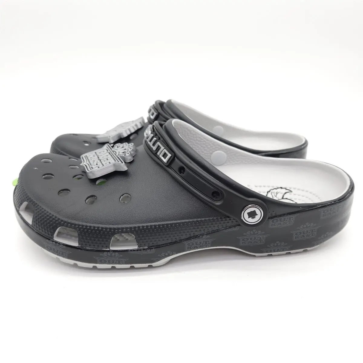 Crocs shoes - Crocs Classic Clog - Classic Clog - Black (UPC: 196265500048) 0
