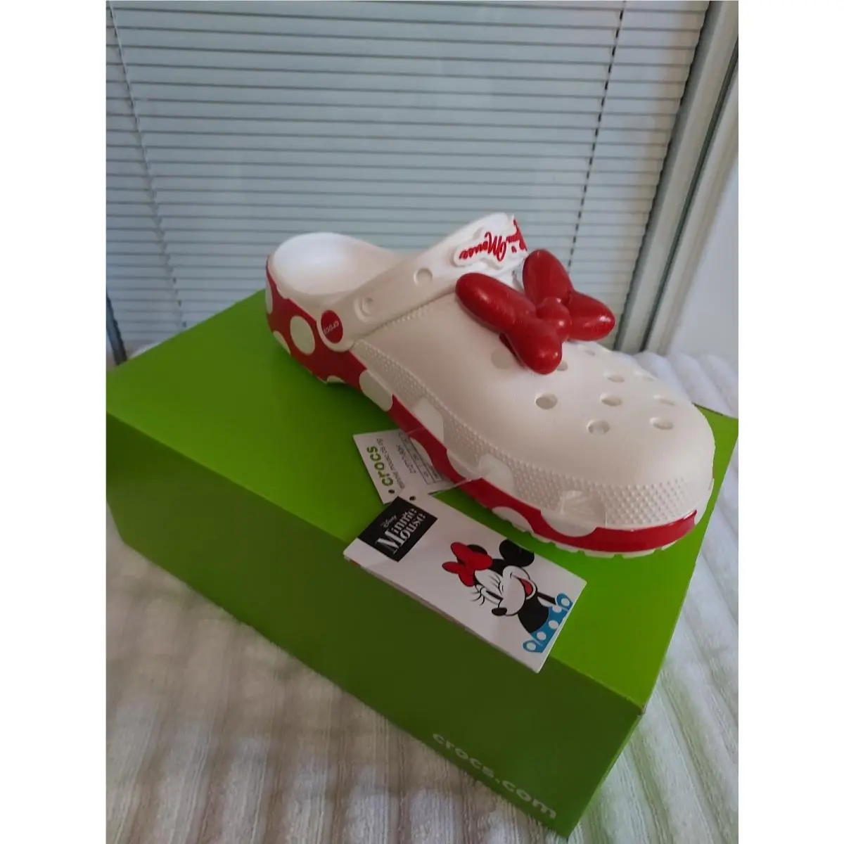 Crocs shoes - Red 2