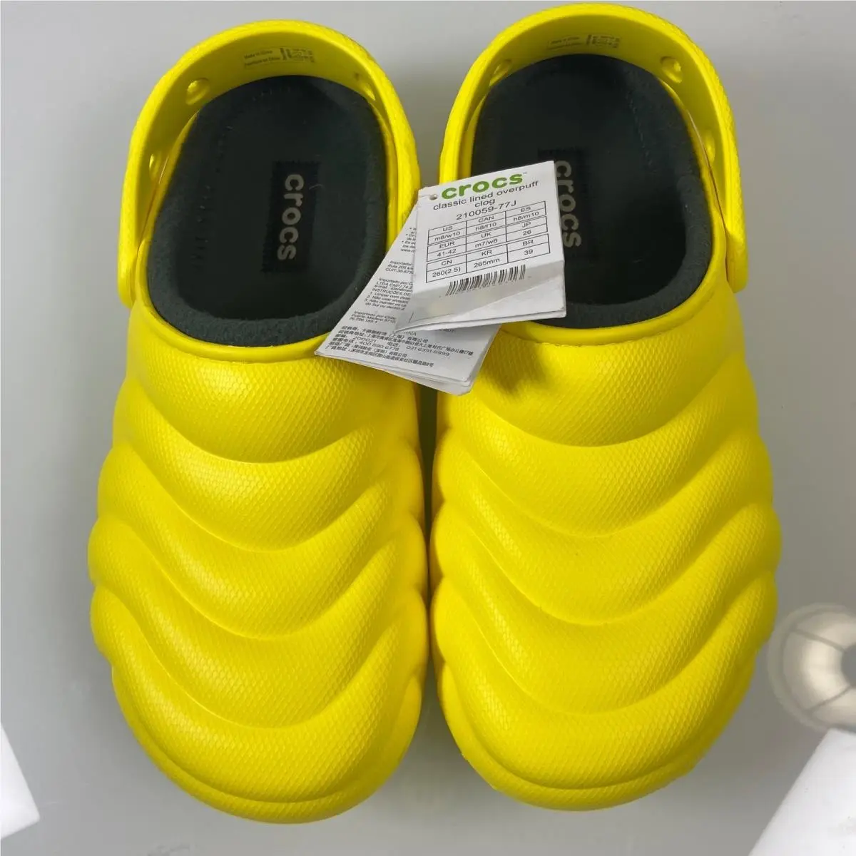Crocs M8 W10 Classic Lined Overpuff Clog Yellow Fleece Lined Comfort Shoes Nwob