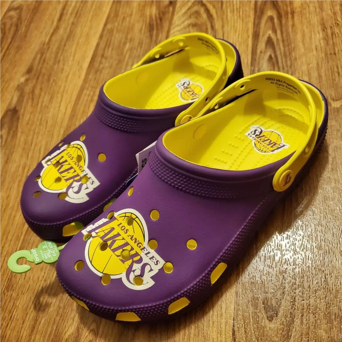 Crocs x Los Angeles Lakers Classic Clogs Men 8 Women 10 Purple Slip On