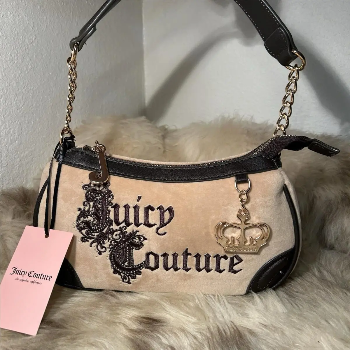 Juicy Couture Renaissance Shoulder Bag - Buff Beige