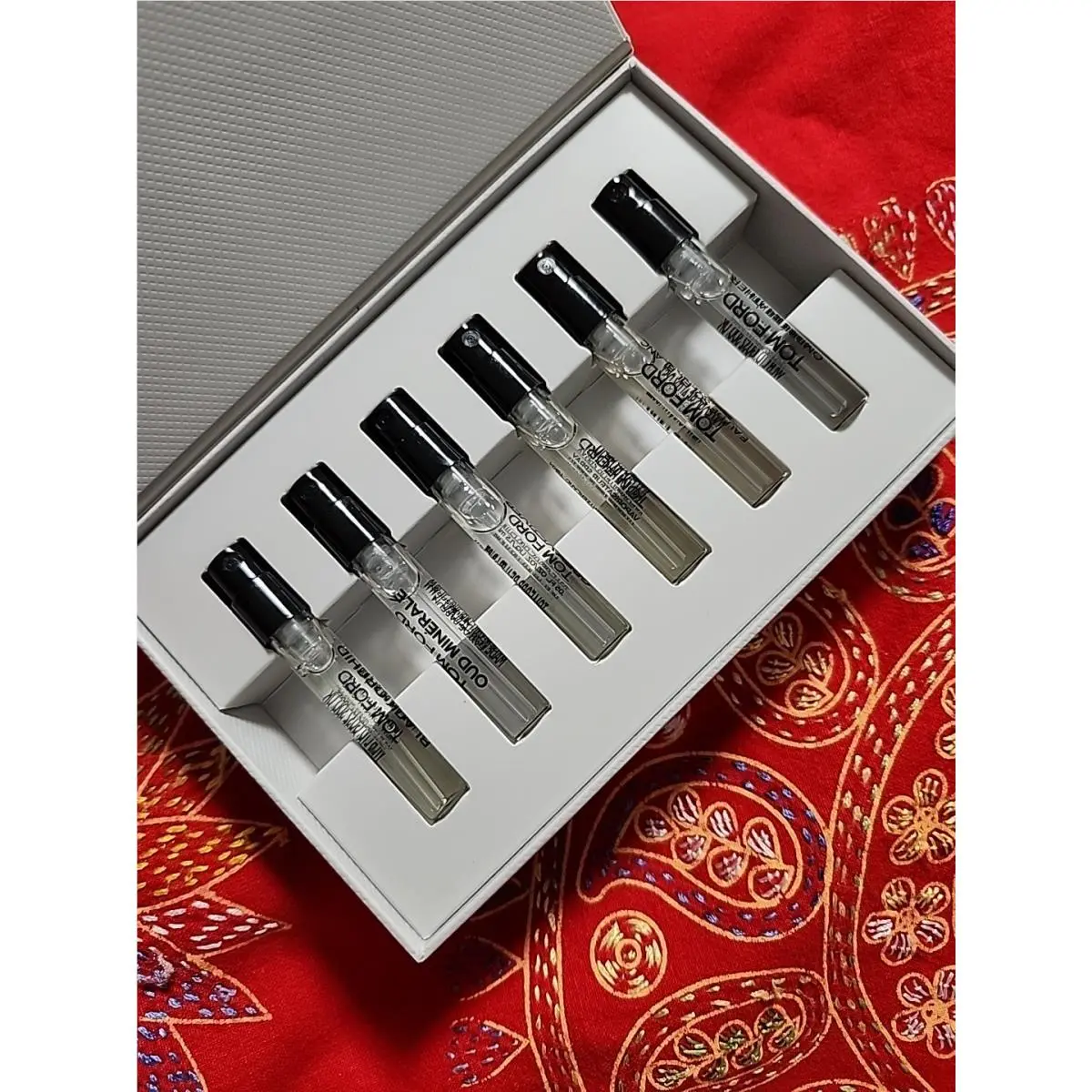 Signature Discovery 6 PC Sampler Gift Set 0.05oz Each by Tom Ford