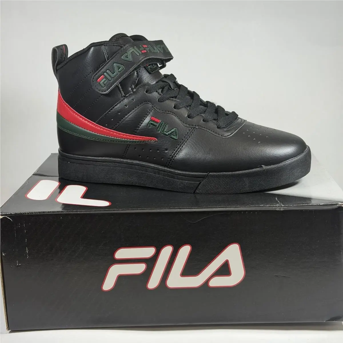 Fila Size-8 Vulc 13 Repeat Logo Men`s Black Red Sneakers Lace Up Comfort