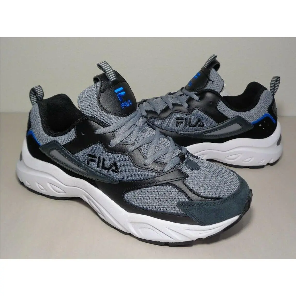 Fila Size 10 M Envizion Grey Black Blue Leather Mesh Sneakers Men`s Shoes