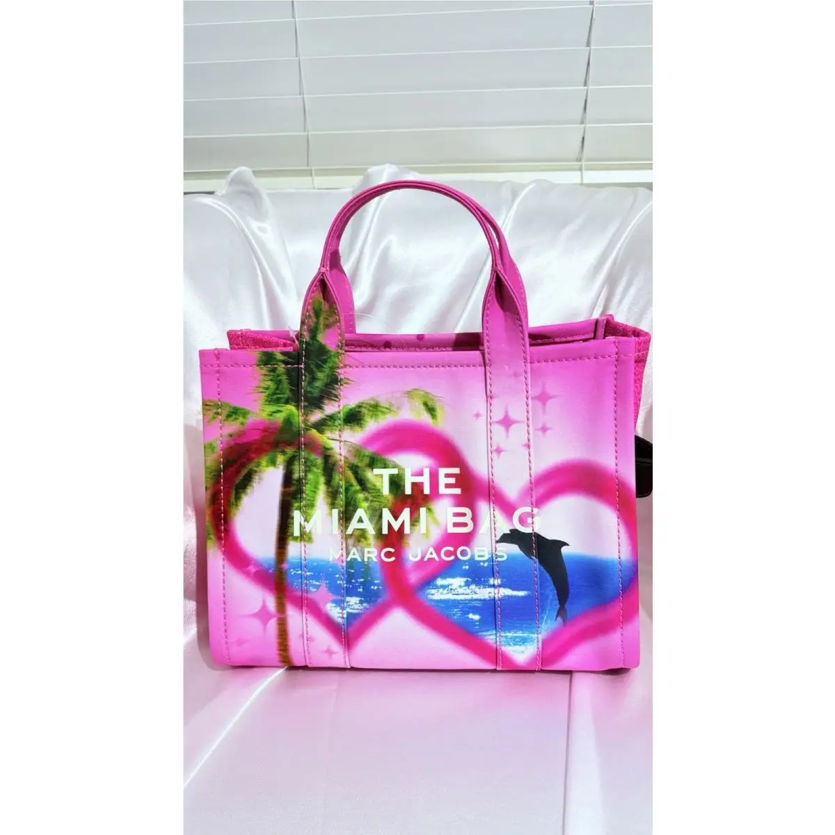 Marc Jacobs City Tote The Miami Bag Florida Medium Handbag Pink Rose Heart Beach