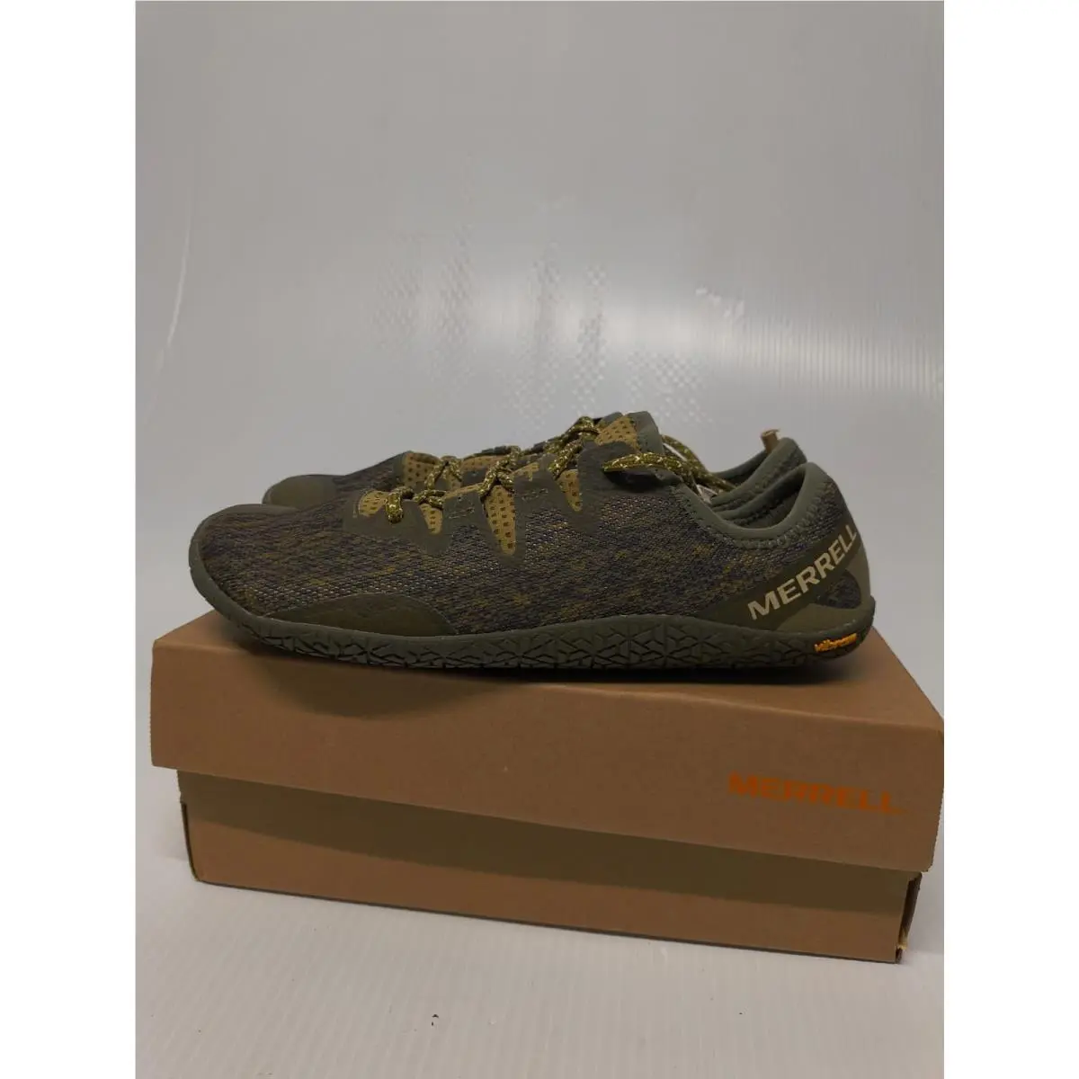 Merrell Vapor Glove 5 Barefoot Sneakers J067205 Green Sz 8 Men`s