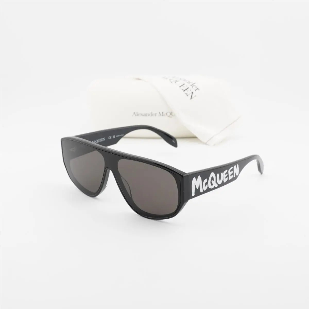 Alexander Mcqueen AM0386S 001 Black/black 99-1-145 Sunglasses