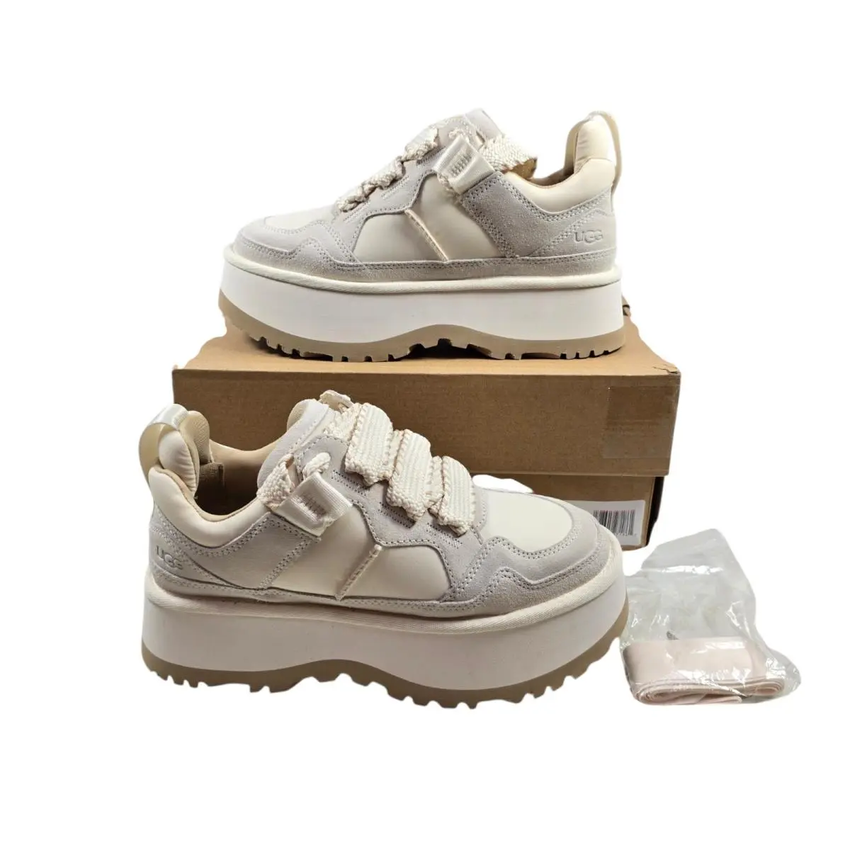 Ugg Astromel Jasmine Cream Women`s 2 Platform Sneakers Size 9