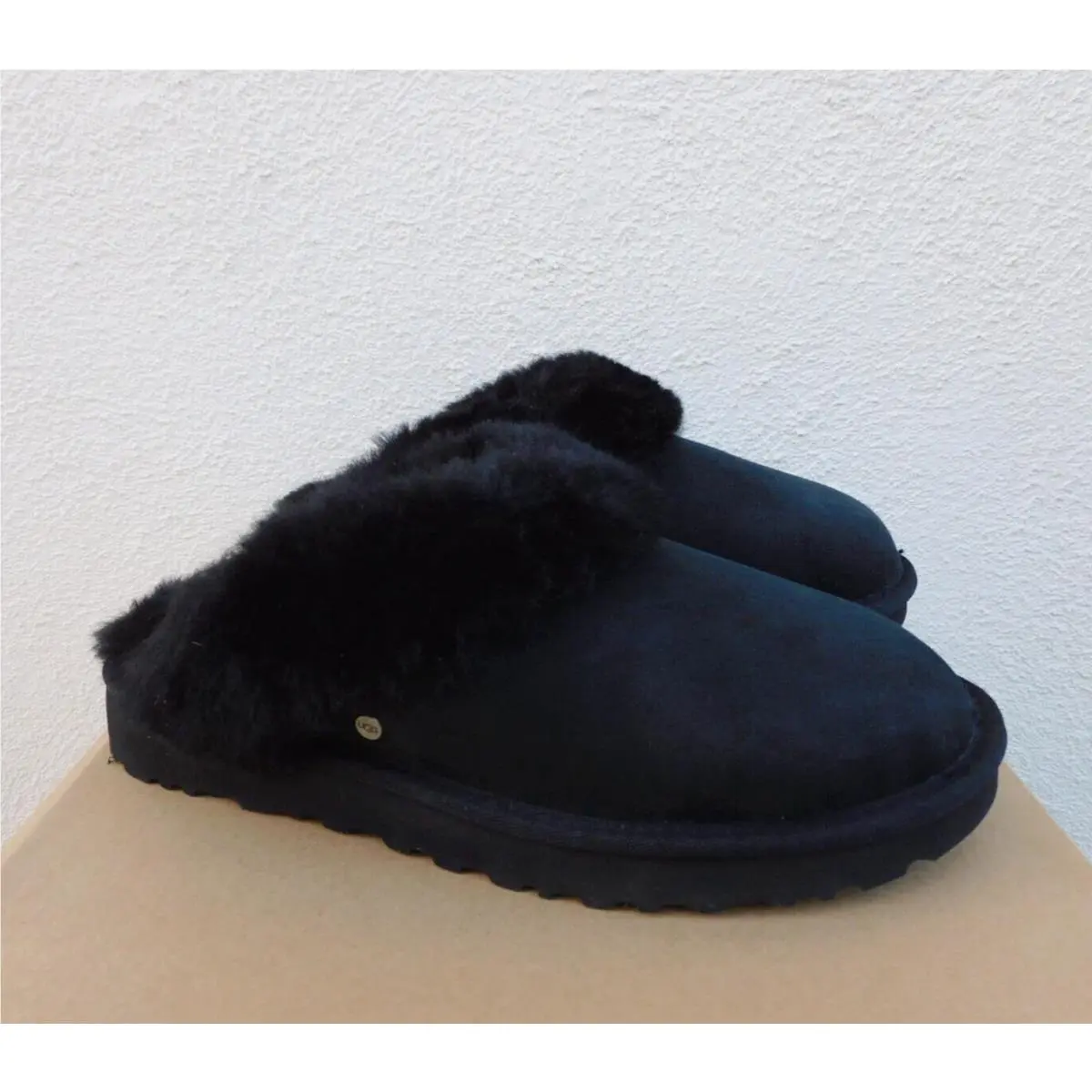 Ugg Classic Slipper II Suede/ Sheepskin Cuff Slippers Women US 6/ Eur 37