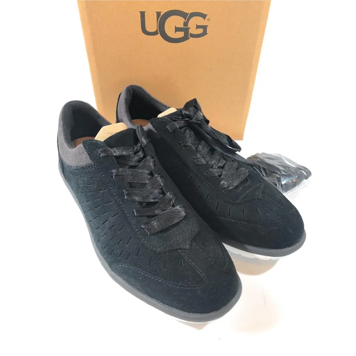 Ugg Women`s Sneakers Victoria Suede Size 9 Shoes